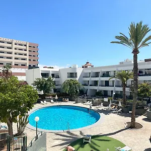 https://the-best-location-las-amricas-parking.in-canary-islands.com