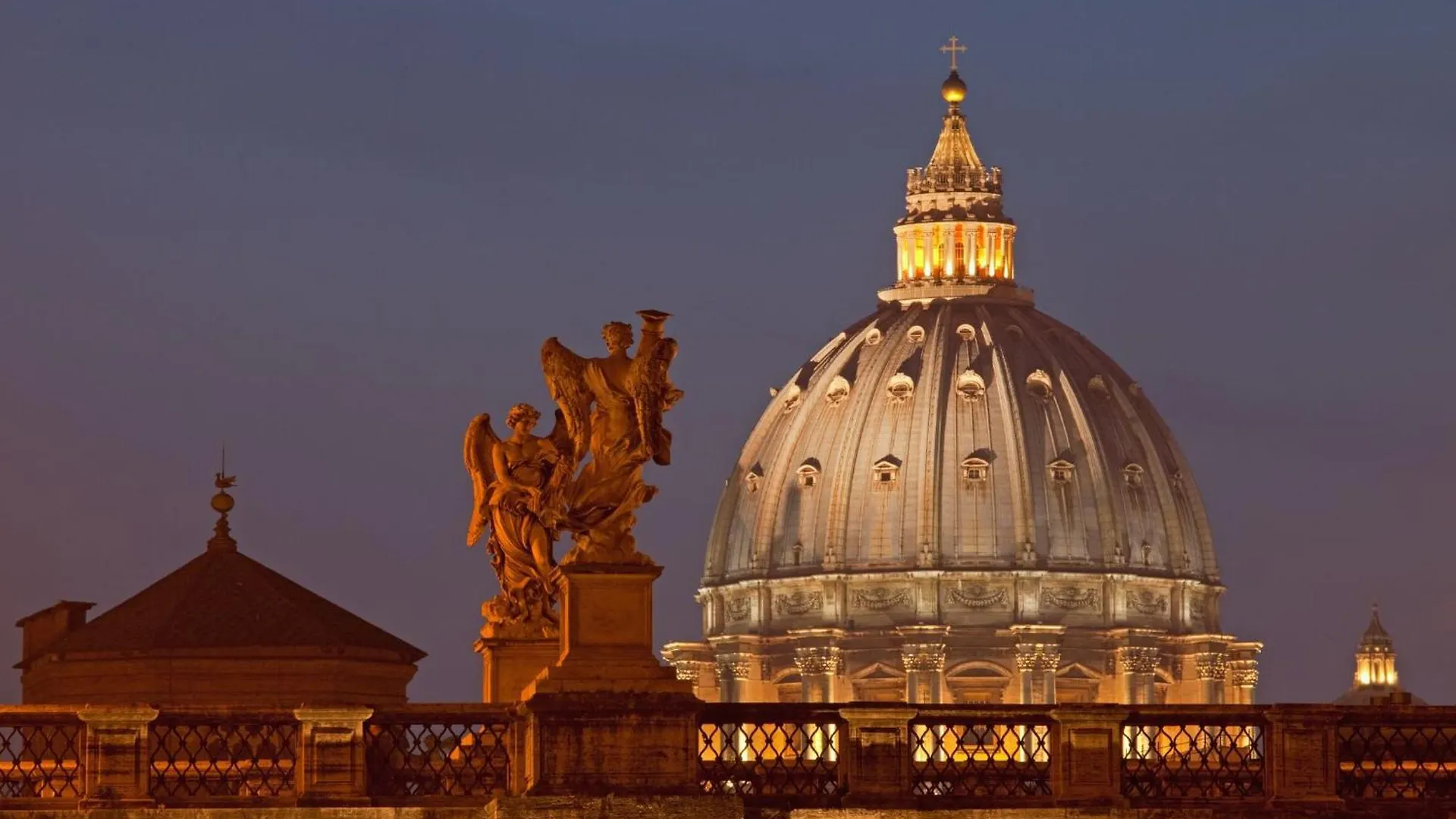 Living By Vatican With Panoramic Terraces In Rome Apartment